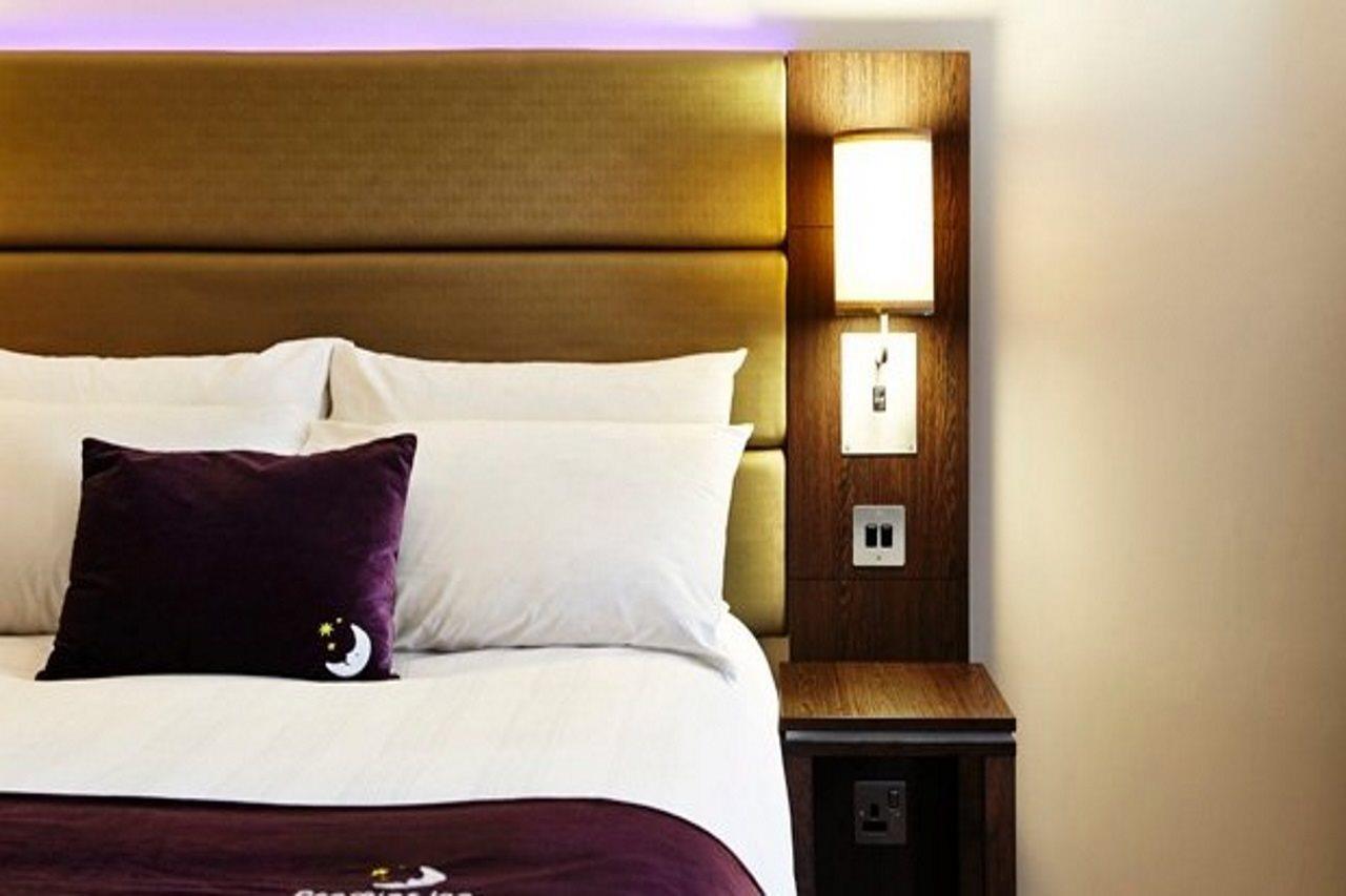 Premier Inn London Croydon West - Purley A23 Exterior photo
